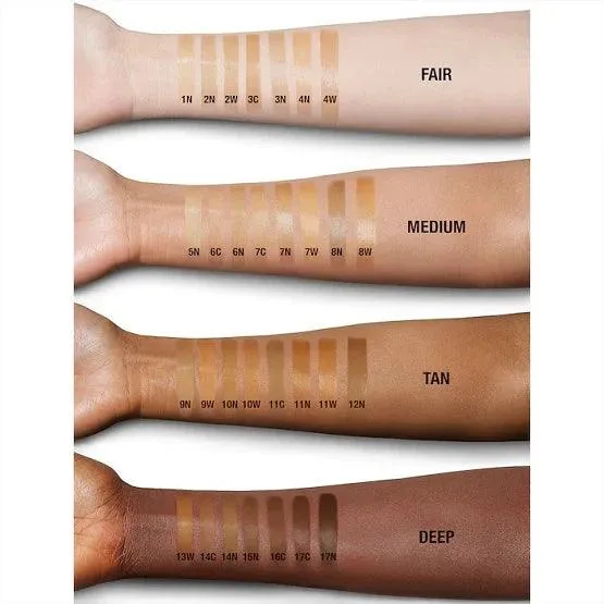 Charlotte Tilbury -  Beautiful Skin Medium Coverage Liquid Foundation - 4 Neutral