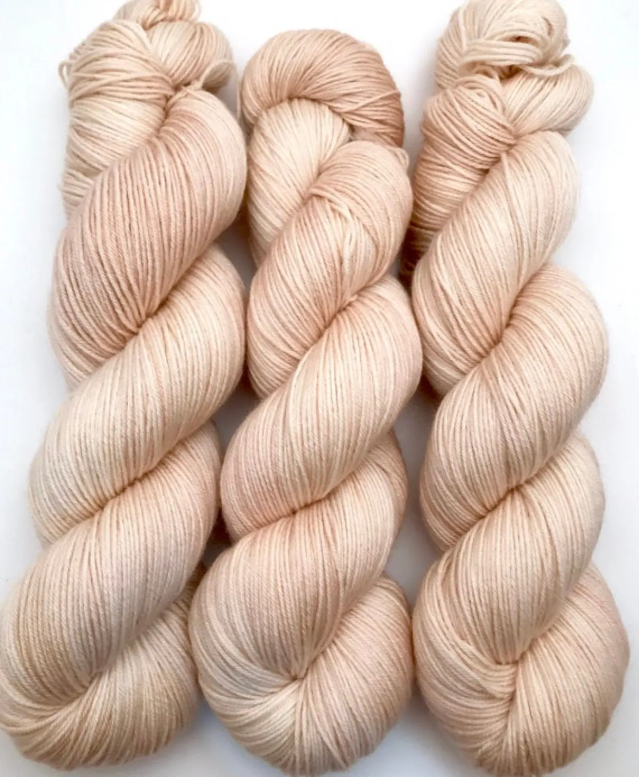Hand Dyed Yarn "Nanny’s Linen" Tan Ecru Ivory Blush Beige Pale Polwarth DK Superwash 246yds 100g