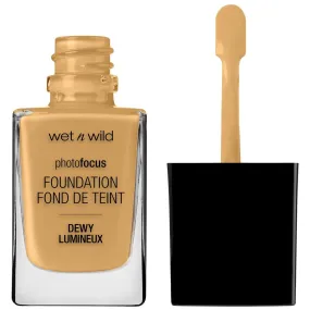WET N WILD - Photo Focus Dewy Foundation Desert Beige - 0.95 oz (28 ml)